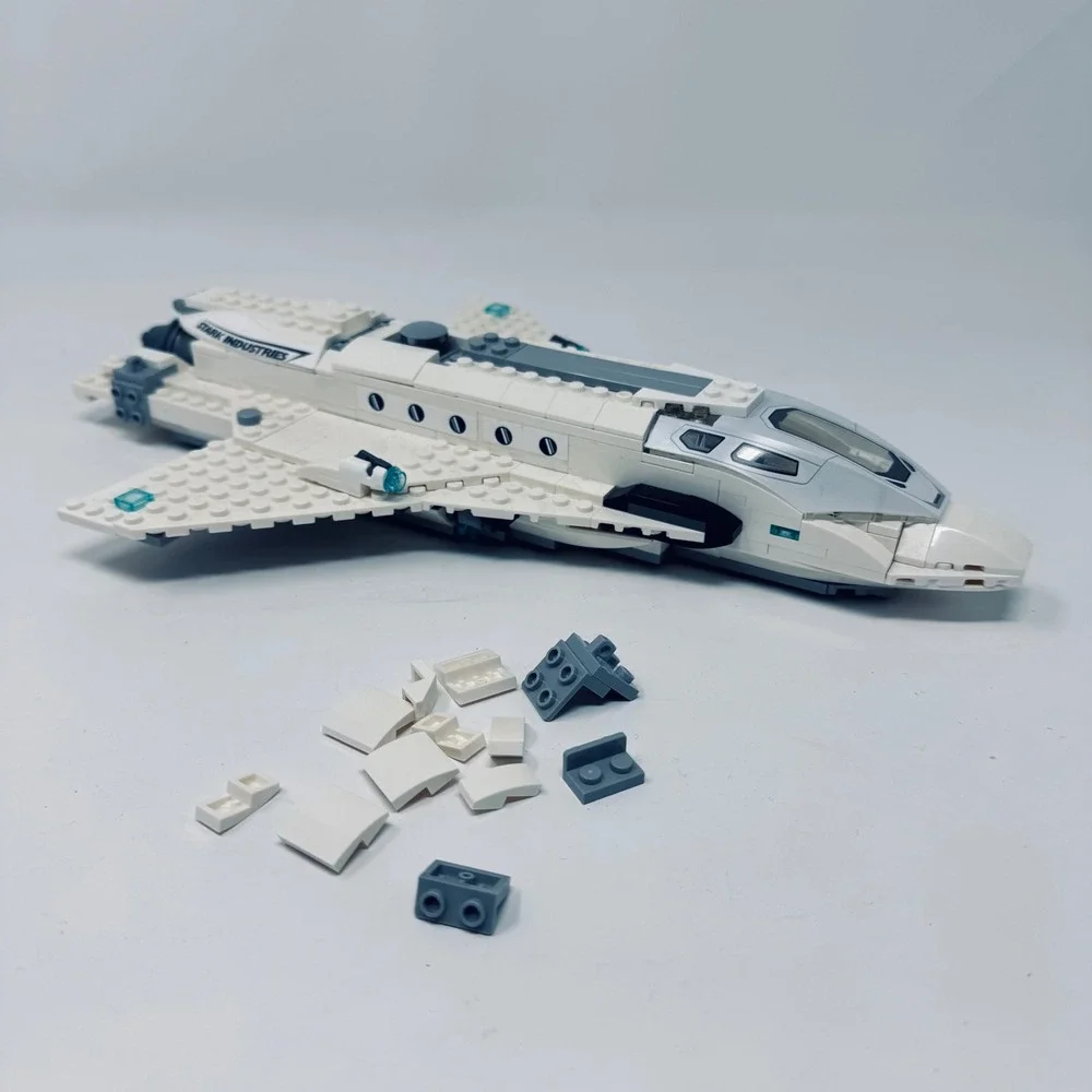 LEGO Marvel Stark Jet Aircraft Unisex White Stark Industries 76130 Incomplete